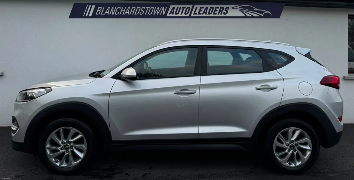 HYUNDAI TUCSON 1.7 CRDI SE NAV 115 BHP - Image 2