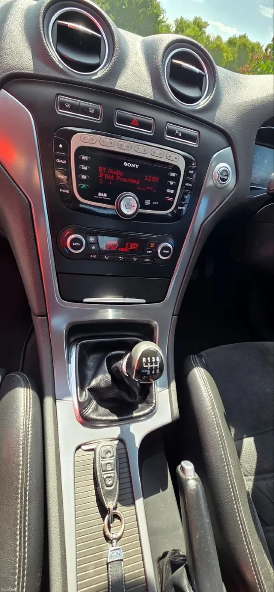 Ford Mondeo Titanium X 2012 - Image 2