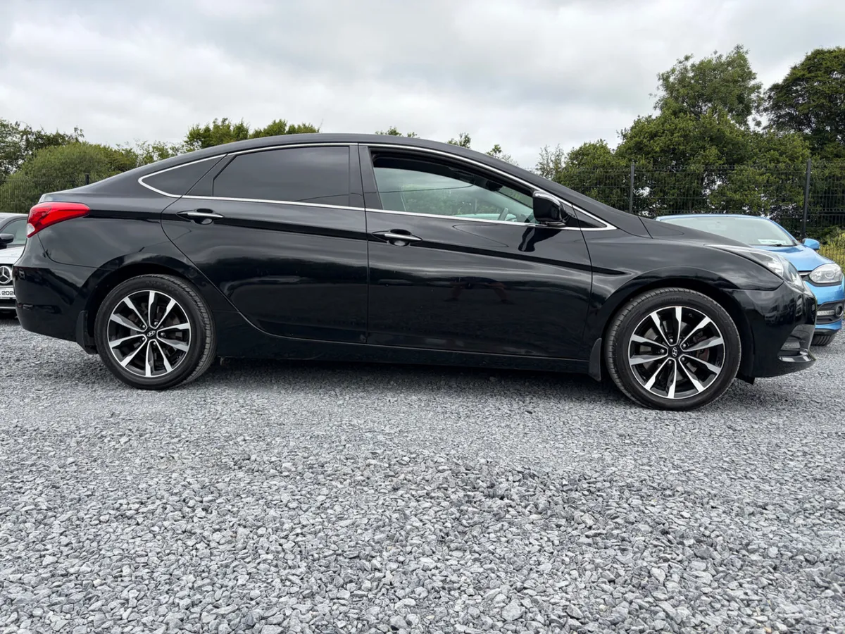 2015 HYUNDAI I40 EXECUTIVE LOW KMS ONE OWNER - Image 2