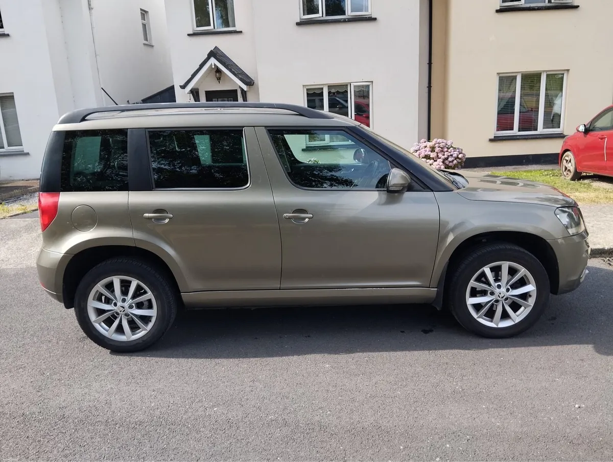 Skoda Yeti 1.2 petrol for sale - Image 3