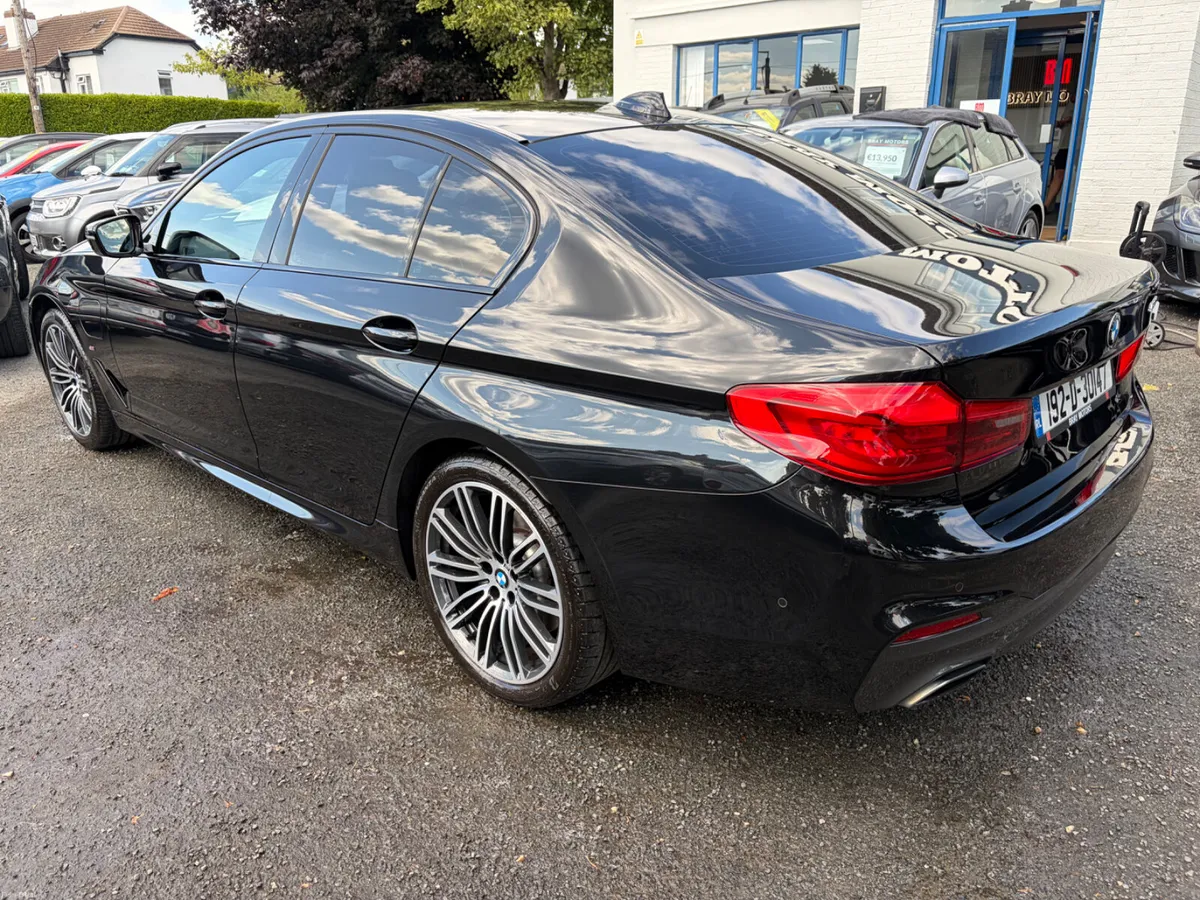2019 BMW 530e M SPORT UNIQUE MASSIVE EXTRAS - Image 5