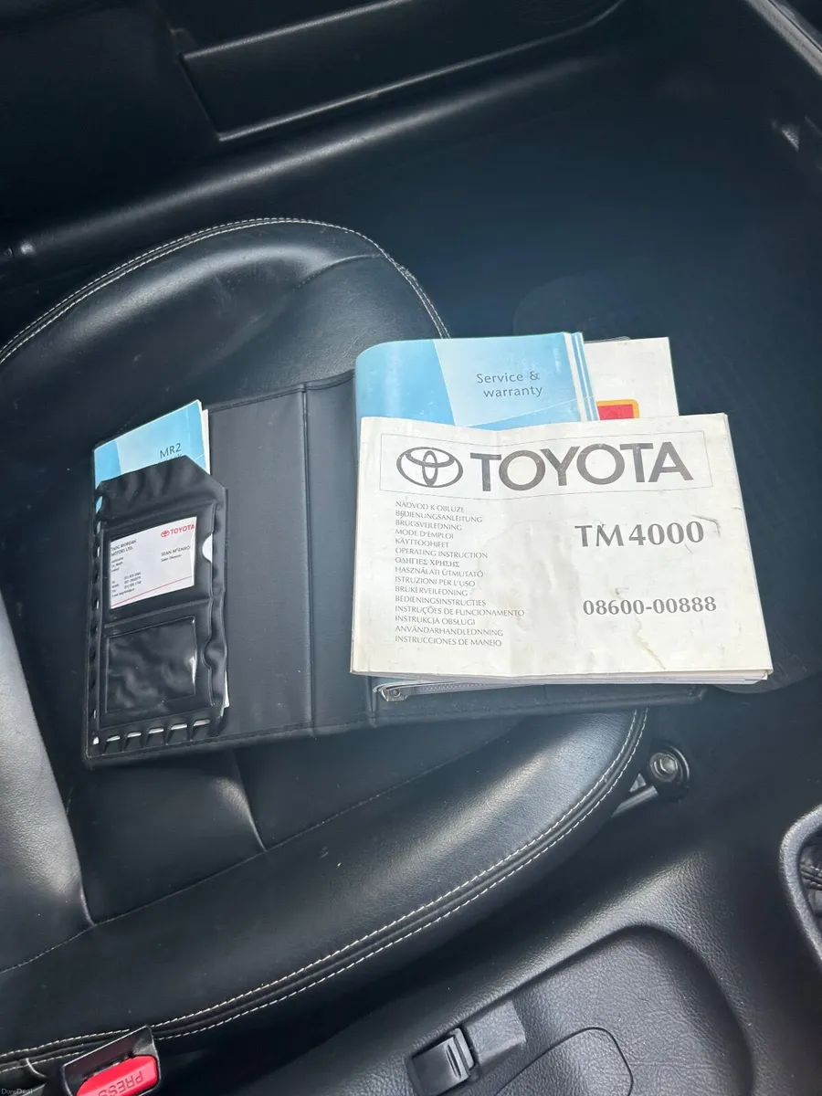 Toyota MR2 2001 - Image 4