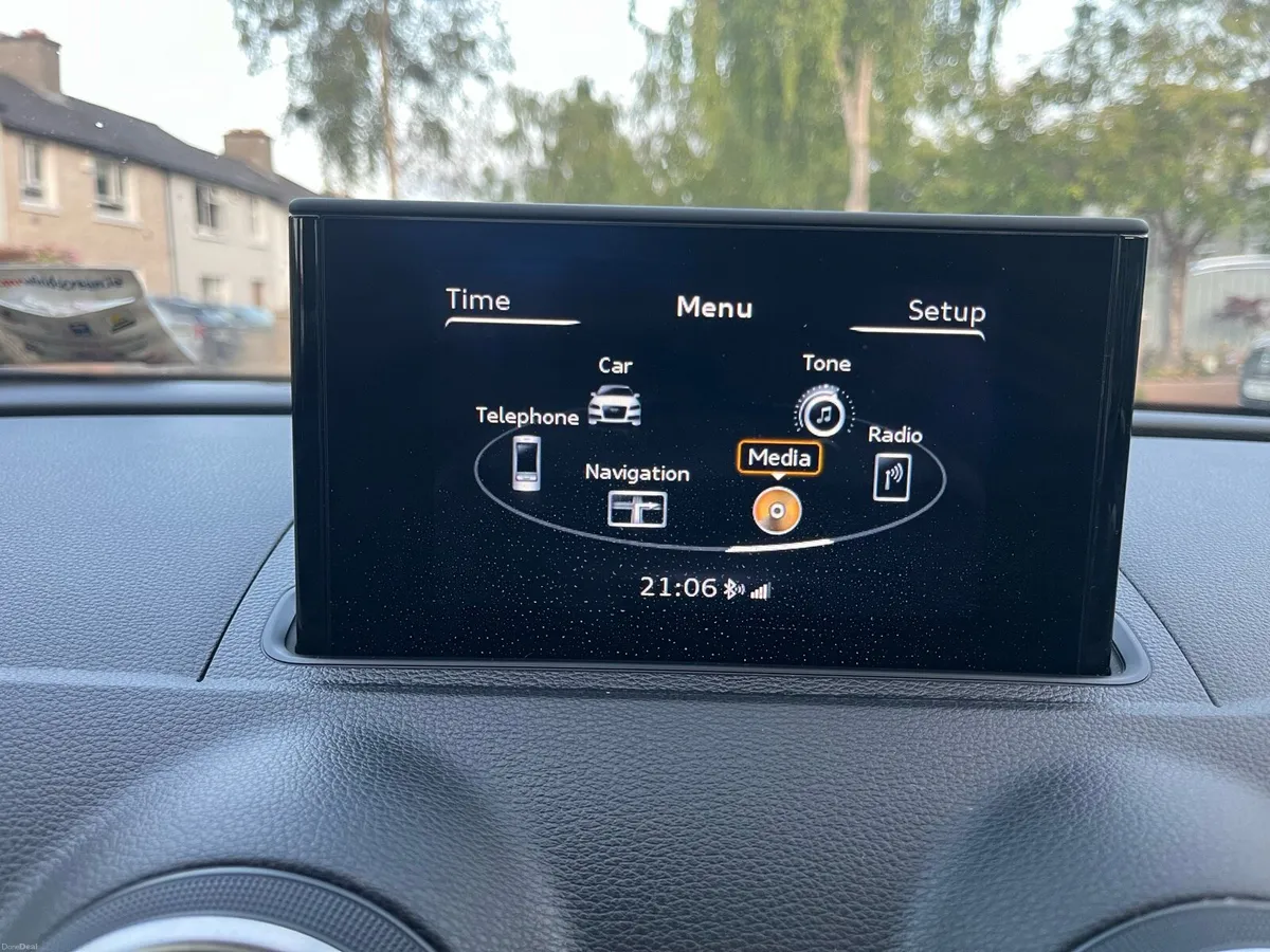 Car - Image 4