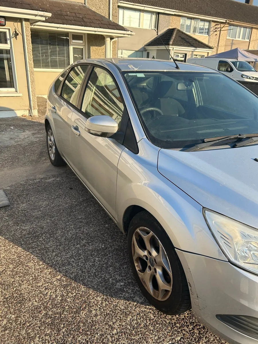 Ford Focus 2010 - Image 4