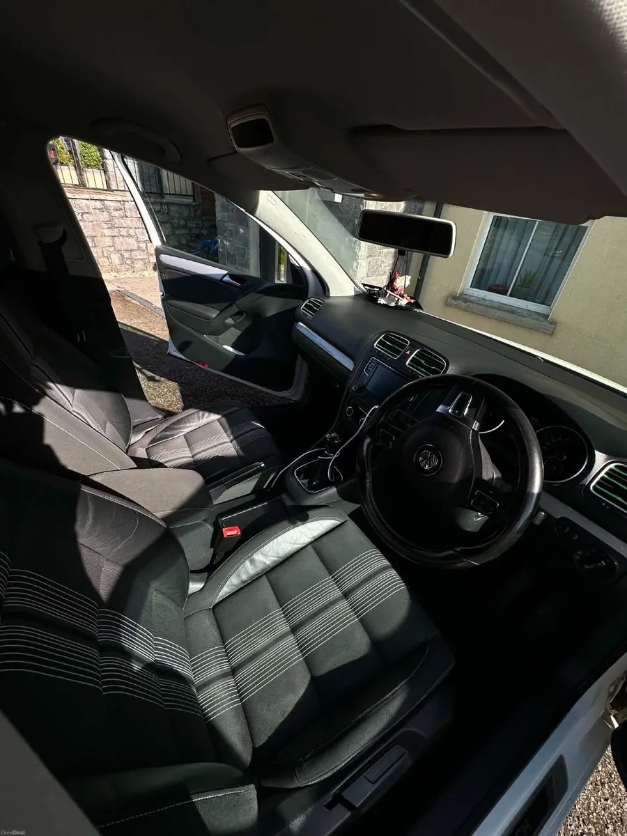 Volkswagen Golf 2012 - Image 6