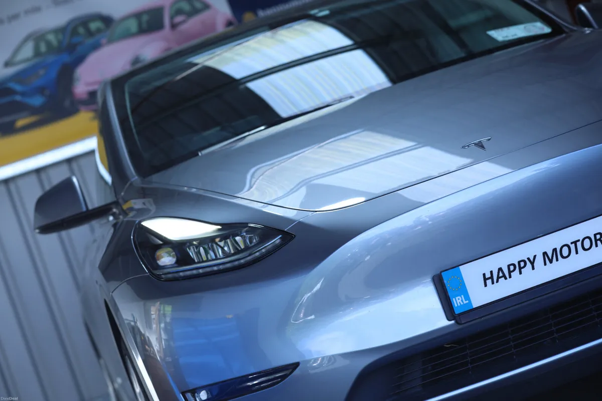 Tesla Model Y 2024 - Image 3