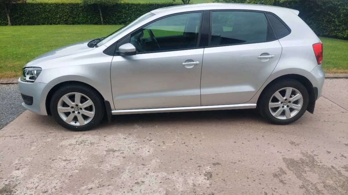 Volkswagen polo - Image 2