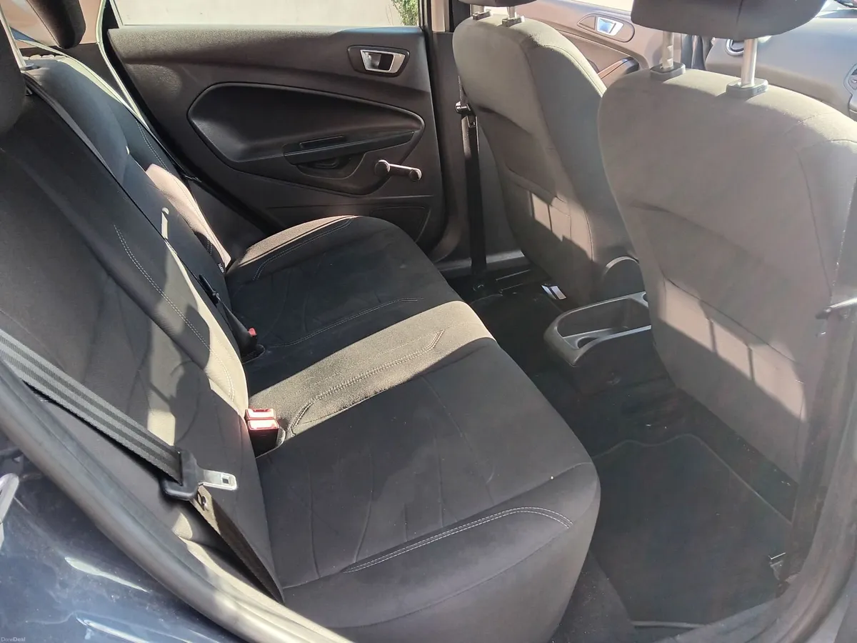 Ford Fiesta 2014 - Image 6