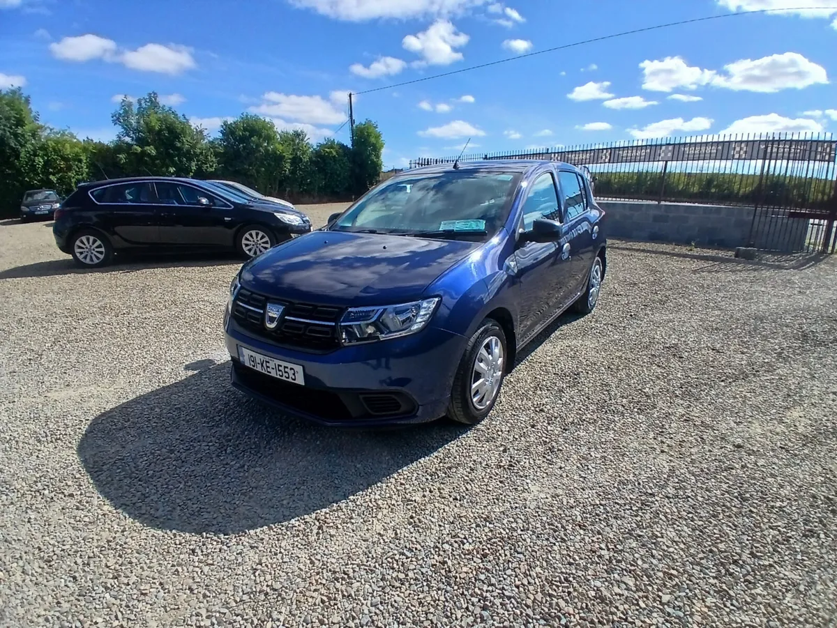 Dacia Sandero 2019 ultra low mileage - Image 2