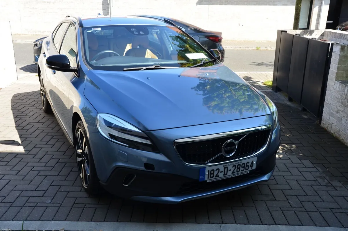 Volvo V40 Cross Country T5  AWD 245 hp New NCT - Image 5