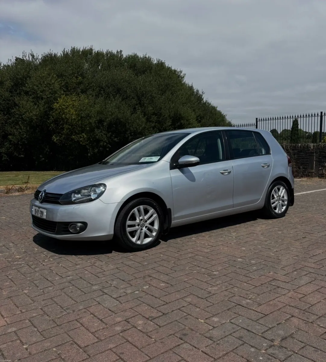 Volkswagen Golf - Image 1