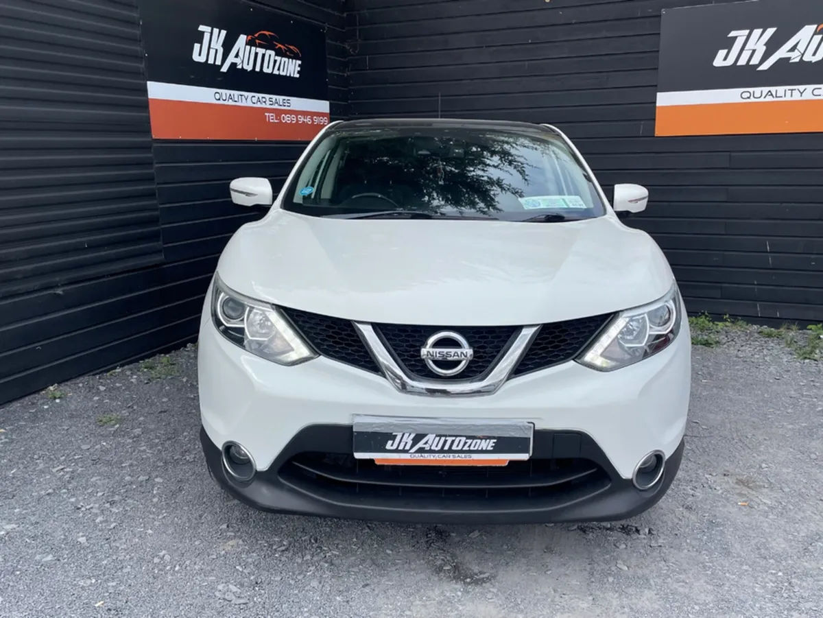 Nissan Qashqai 1.2 DIG-T ACENTA PREMI PREMIUM - Image 2
