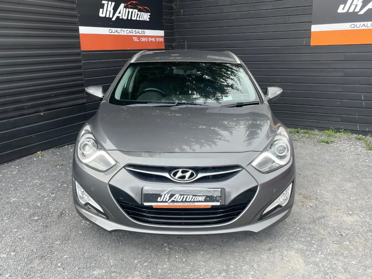 Hyundai i40 1.7 CRDI STYLE BLUE DRIV 5DR - Image 2