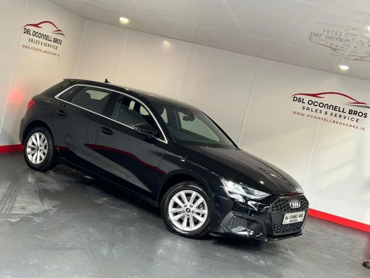 Audi A3 TECHNIK 30 TDI SPORTBACK - Image 2