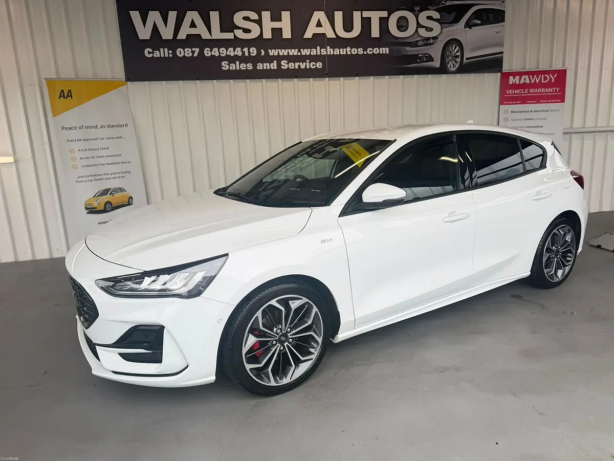Ford Focus ST-LINE X 5DR 1.0T 155 MH - Image 6