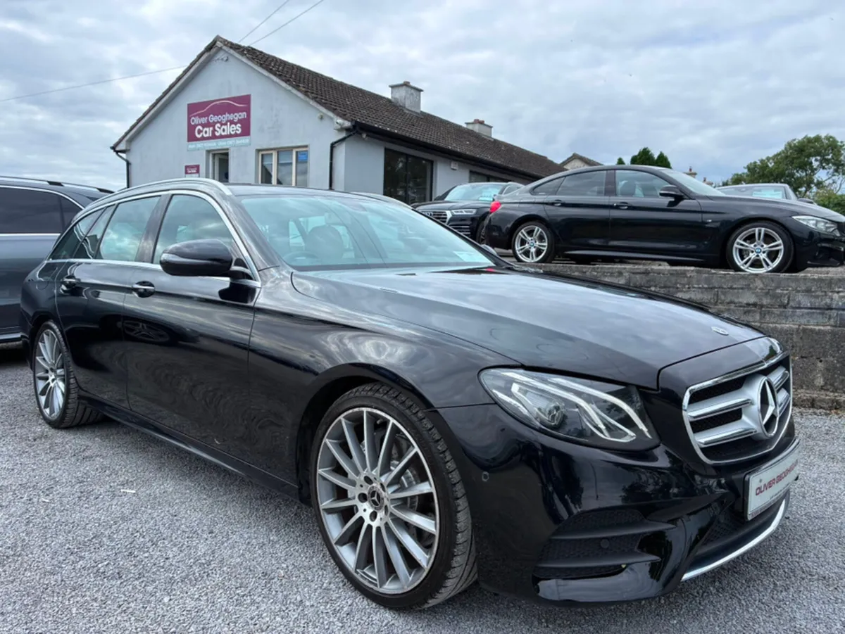 Mercedes-Benz E-Class (7 SEATER) E 220 D AUTO - Image 1