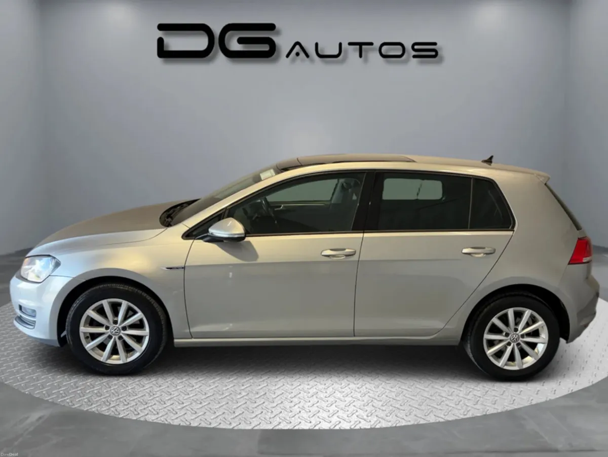 Volkswagen Golf LOUNGE - PANORAMIC ROOF- 110 5DR - Image 1