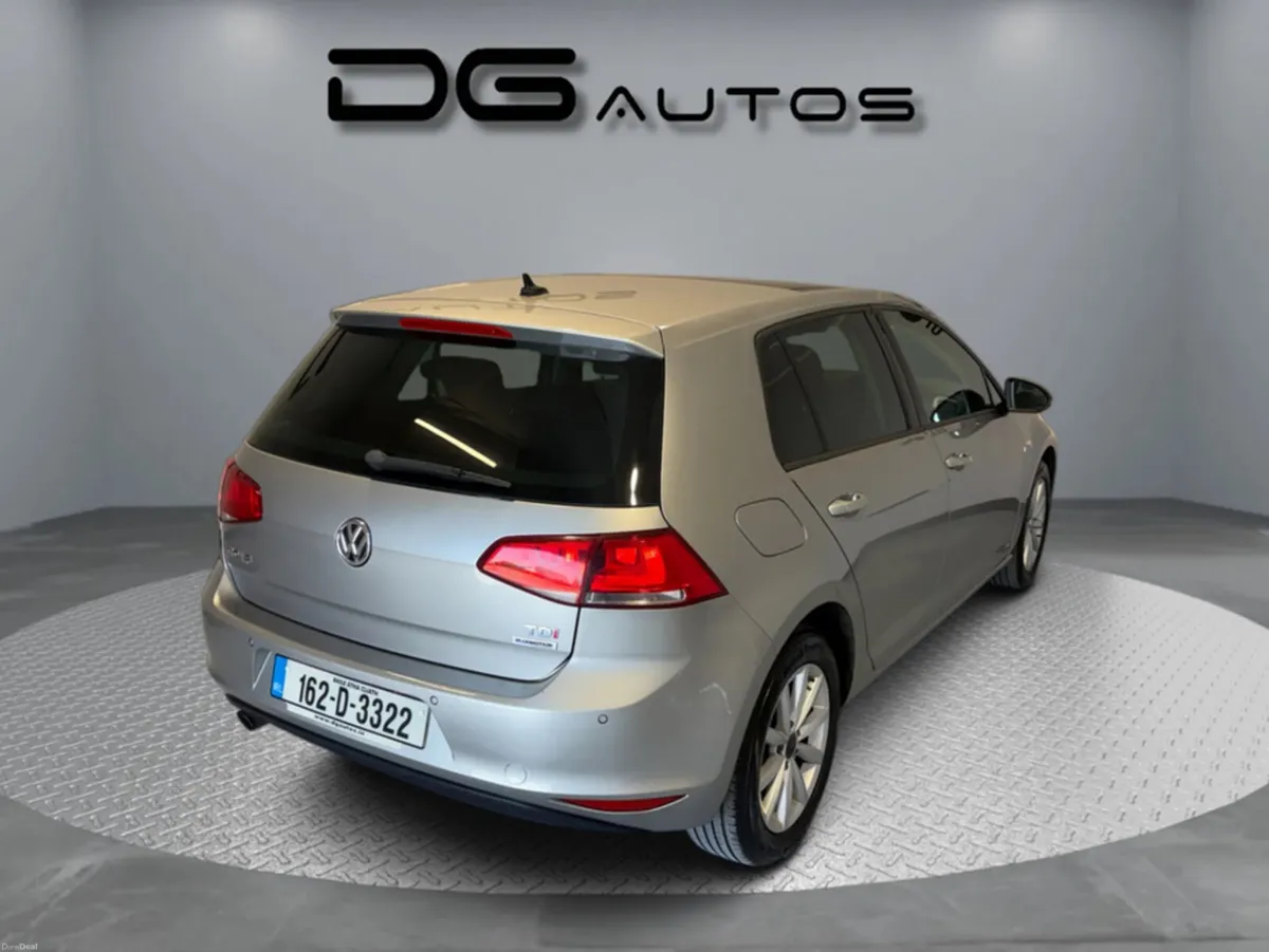 Volkswagen Golf LOUNGE - PANORAMIC ROOF- 110 5DR - Image 5