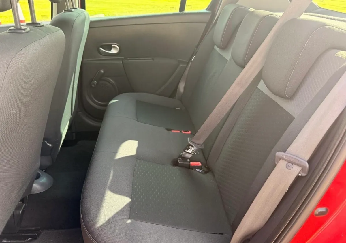 11 Renault Clio 1.5dci New Nct & Taxed €2895 - Image 6