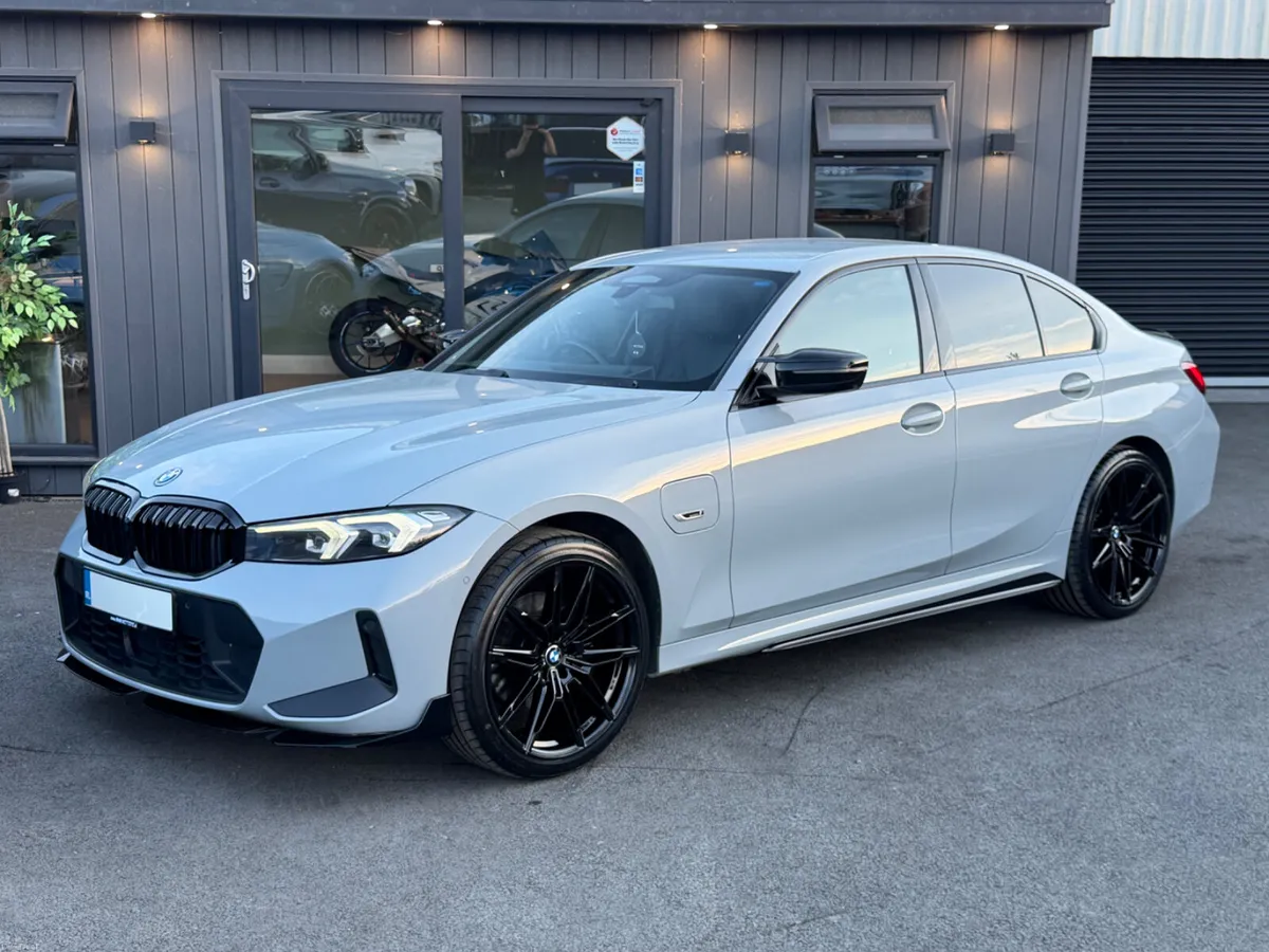 2023/231 BMW 330E MSPORT AUTO LCI - Image 5
