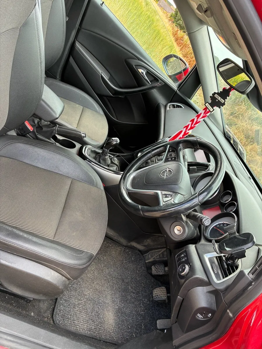 Opel Astra - Image 5