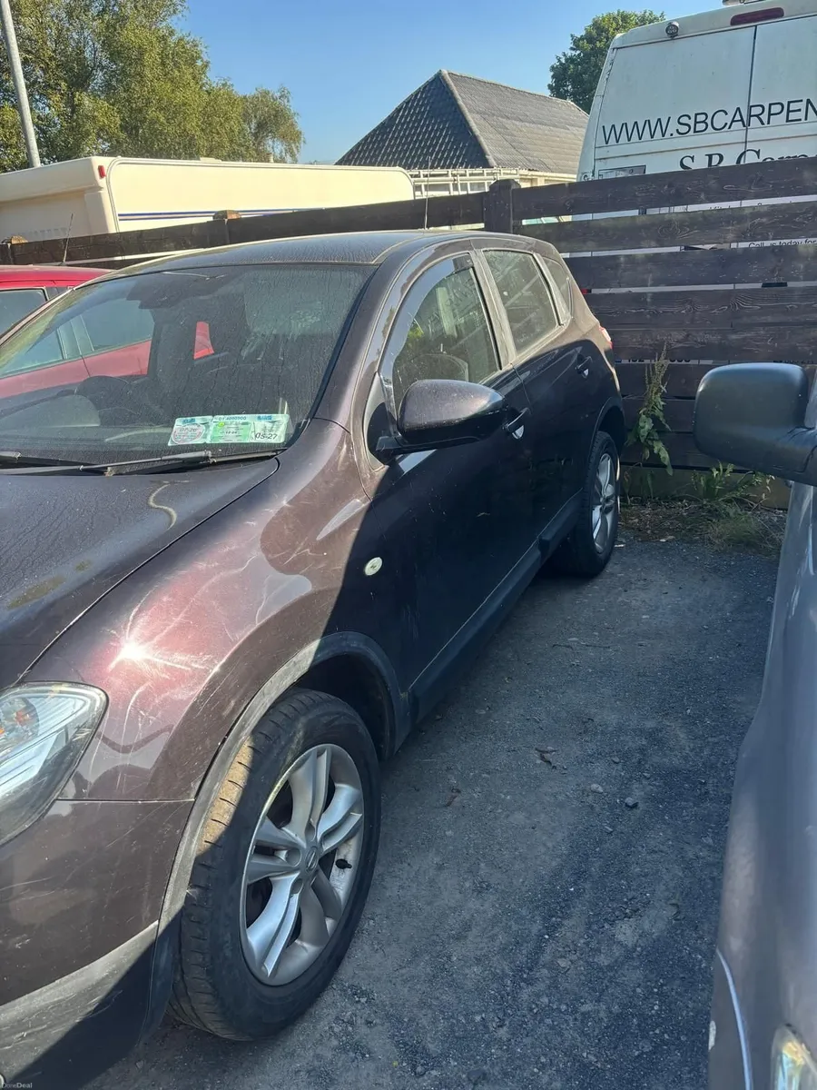 Nissan Qashqai 2013 - Image 1