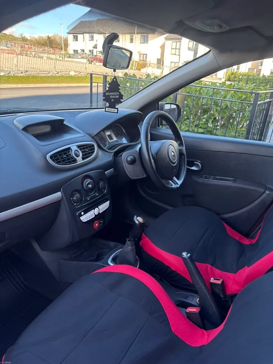 Renault Clio 2011 1.1 - Image 6