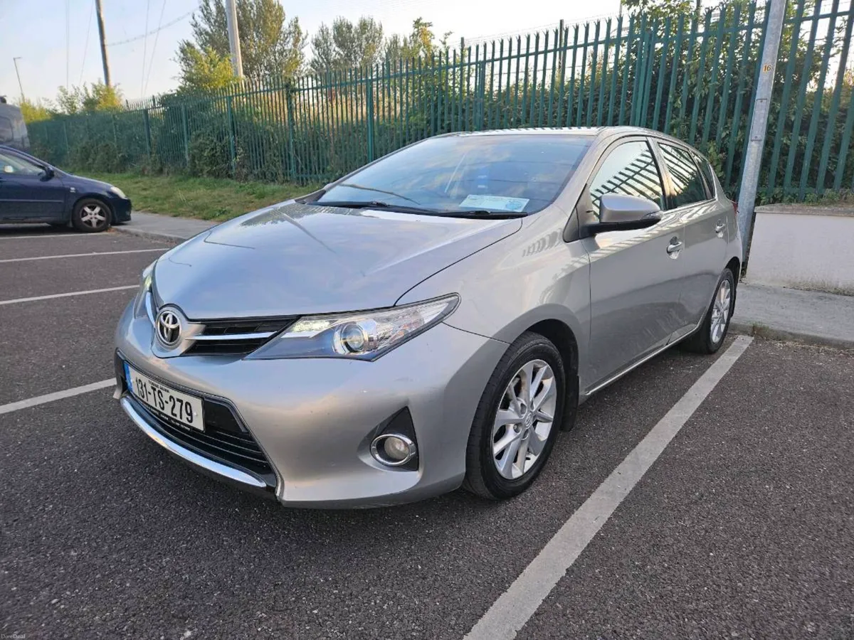 Toyota auris - Image 4