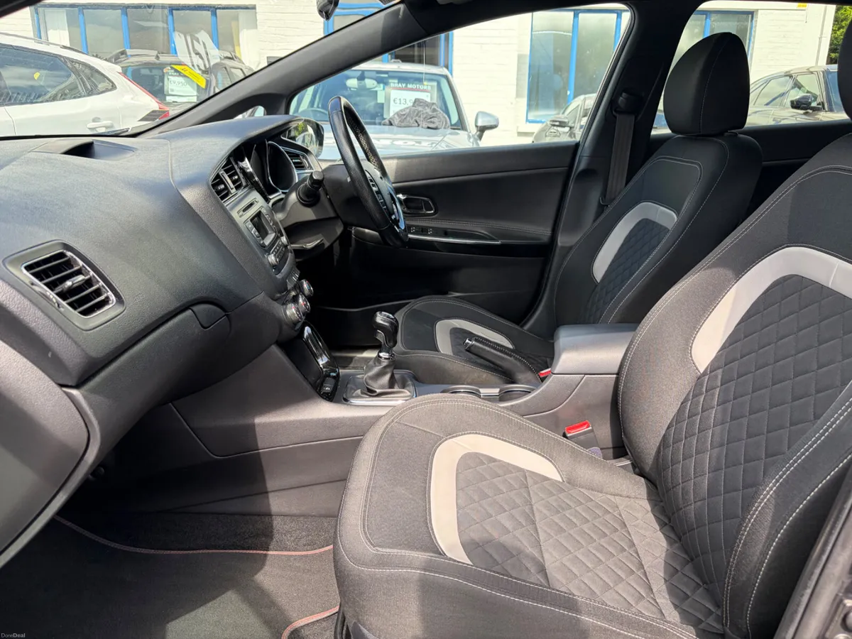 2017 KIA CEE'd 1.0 PETROL GT LINE 5 DOOR - Image 4