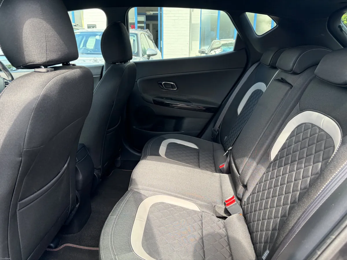 2017 KIA CEE'd 1.0 PETROL GT LINE 5 DOOR - Image 6
