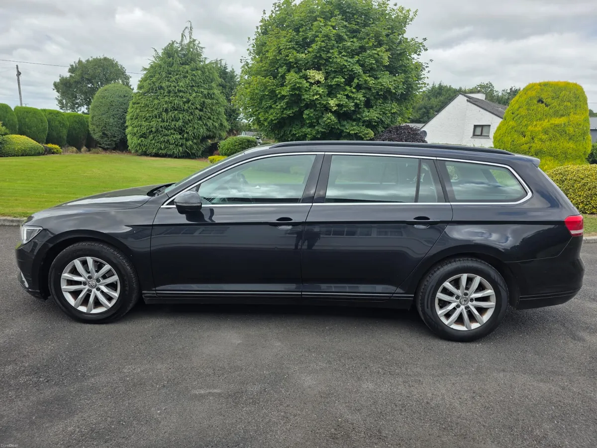 VOLKSWAGON PASSAT 1.6TDI COMFORTLINE..NEW NCT - Image 3