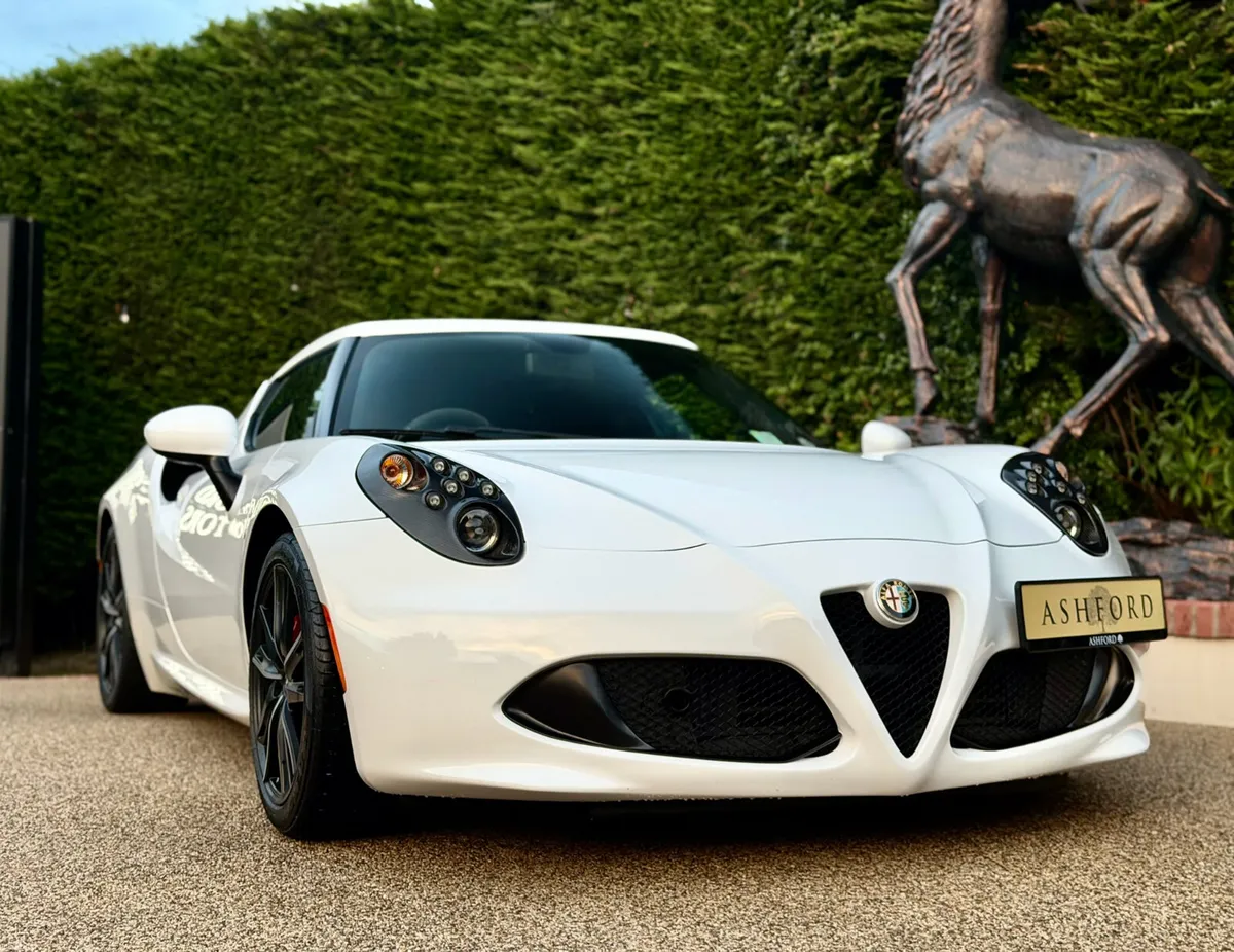 162 Alfa Romeo 4C 240BHP Collectors car - Image 1