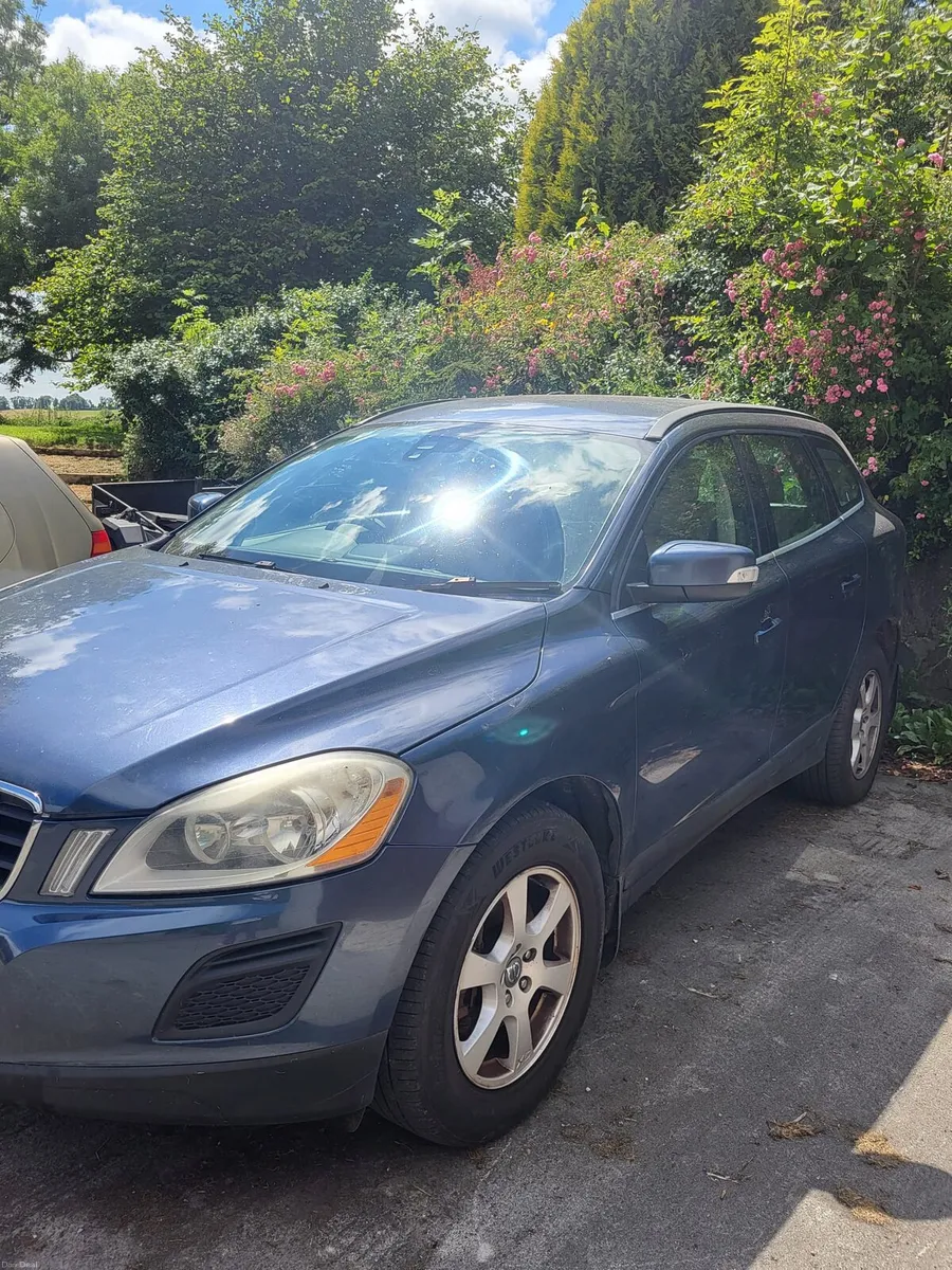 Volvo XC60 - Image 2