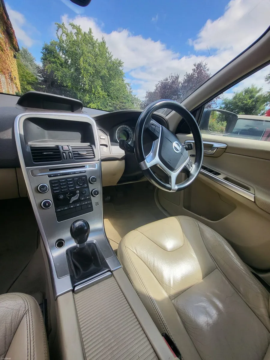 Volvo XC60 - Image 4
