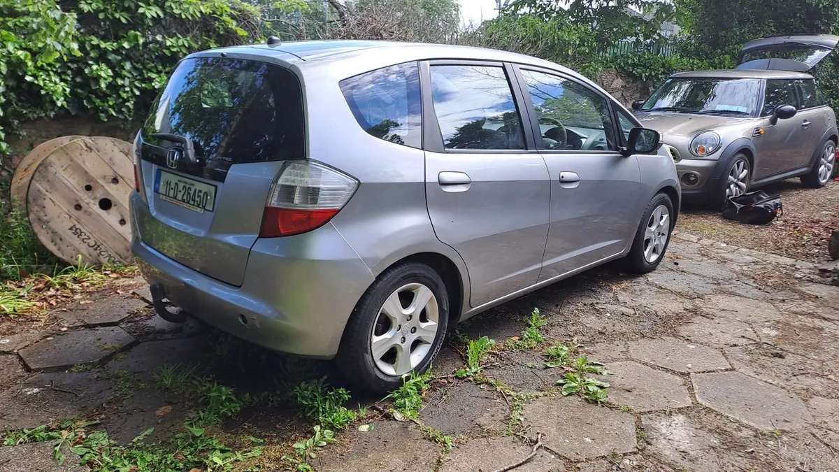 Honda Jazz 2011 Automatic - Image 4