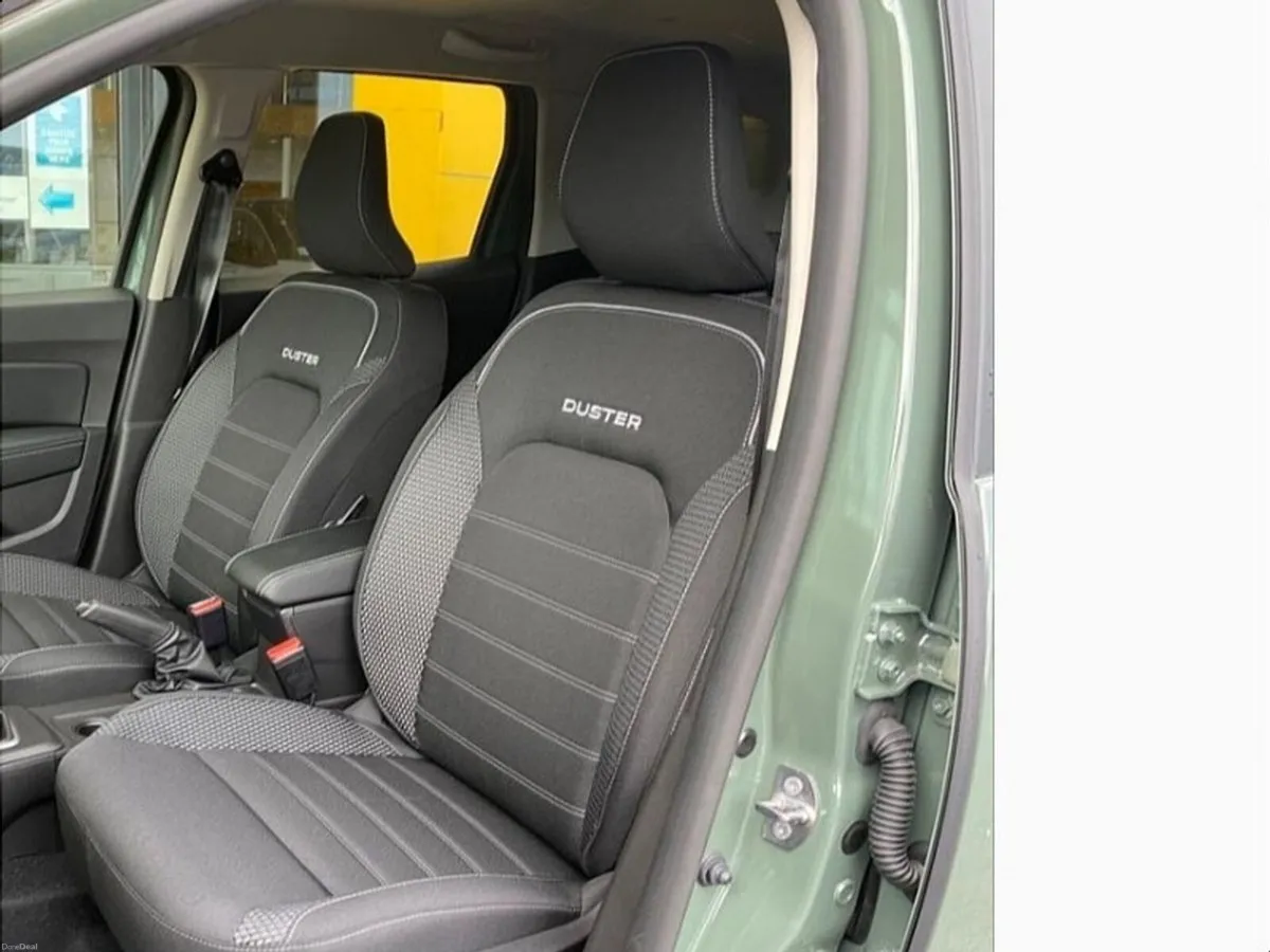 Dacia Duster 1.5 Blue dCi 115 Journey - Image 6