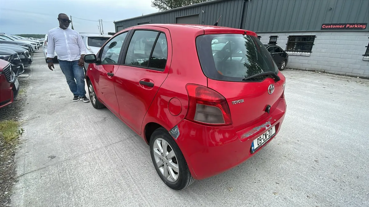 €1650 Toyota Yaris 2009 1.0L nct&taxed €1650 - Image 2