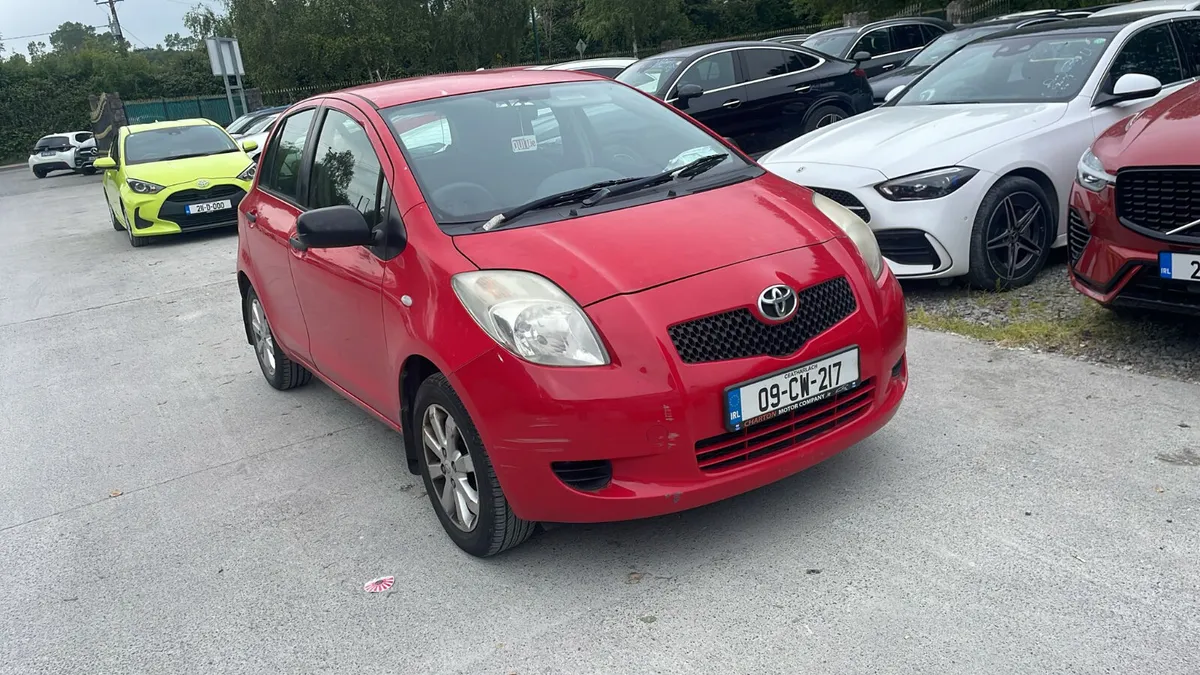 €1650 Toyota Yaris 2009 1.0L nct&taxed €1650 - Image 4