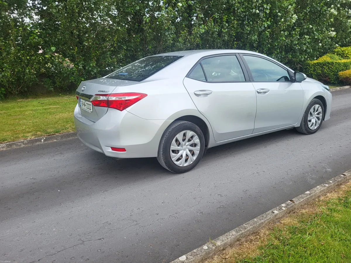 Toyota Corolla   1.3 petrol  Low kms - Image 2