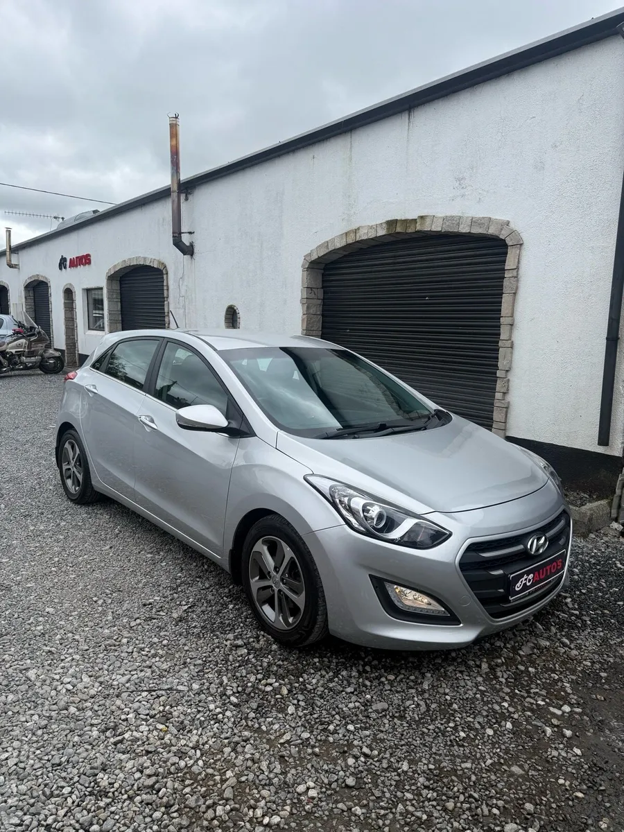 Hyundai i30 2017 Diesel - Image 1