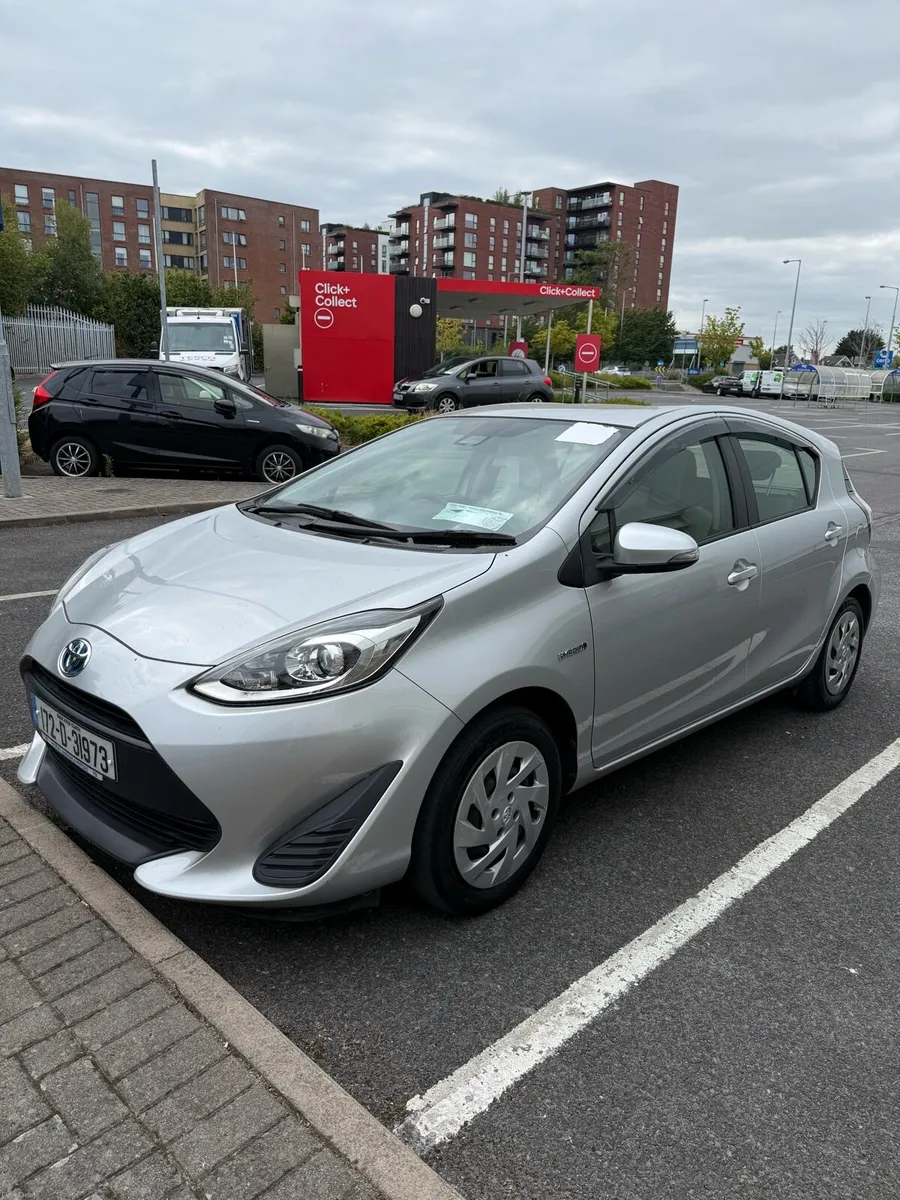Toyota Aqua 1.5 Hybrid Nct 10/27 Tax 4/27 - Image 3