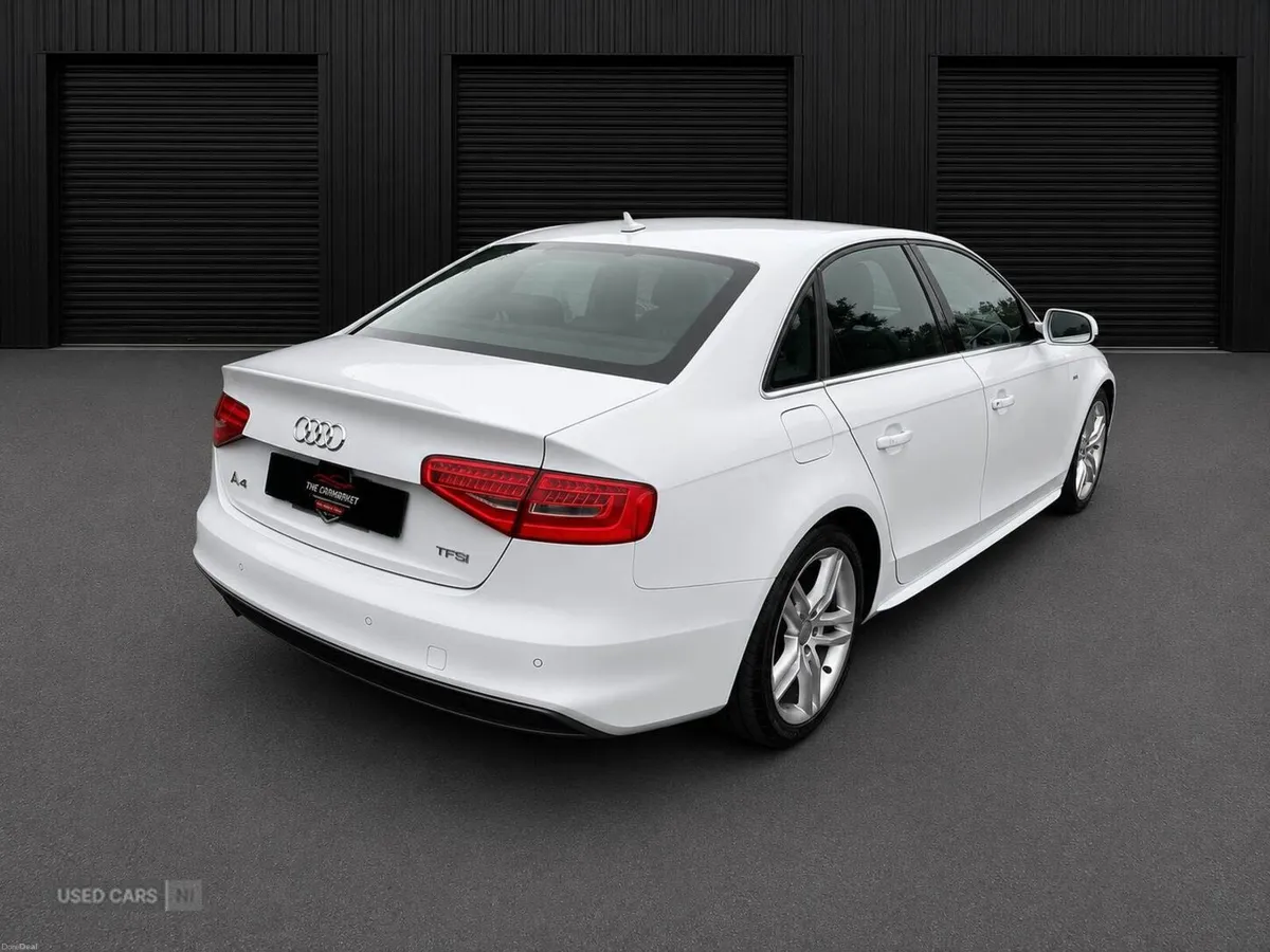 Audi A4 2.0 TFSI S line 4dr Multitronic Euro 5 (s/ - Image 5