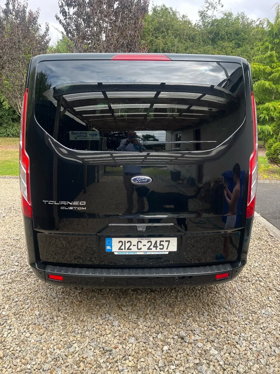 Ford Tourneo Custom - 8 seater AUTOMATIC - Image 3