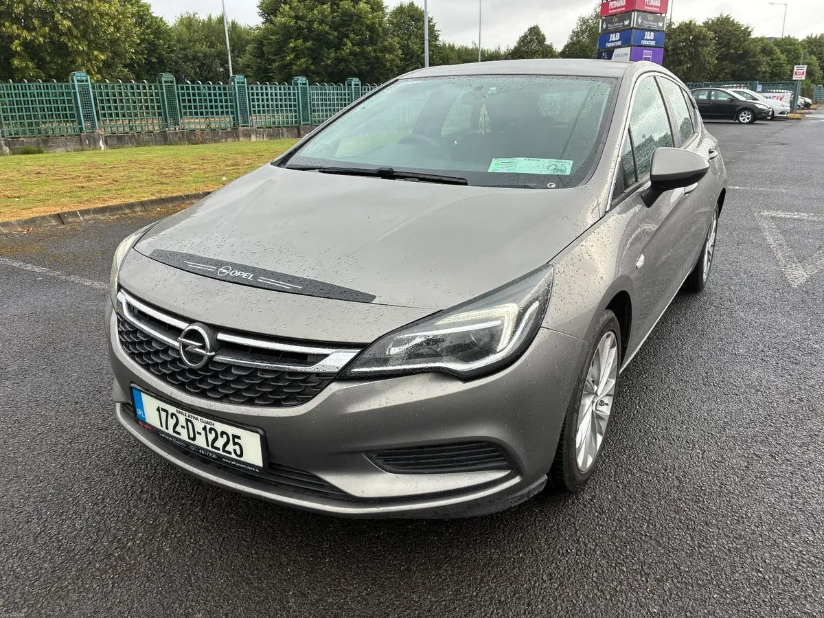 Opel Astra 2017 1.0PETROL - Image 1
