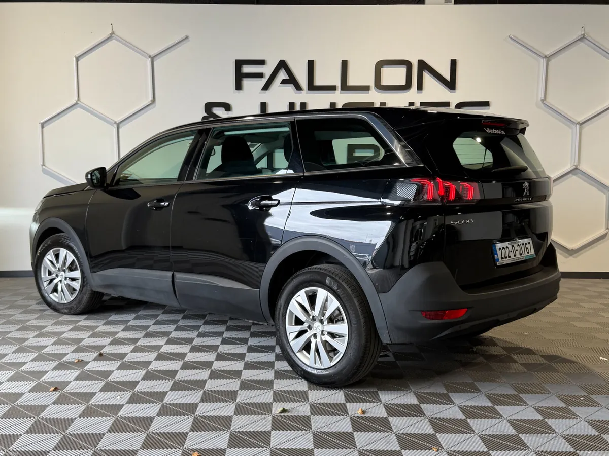 Peugeot 5008 1.2 7 SEATER LOW KMS 2022 - Image 3