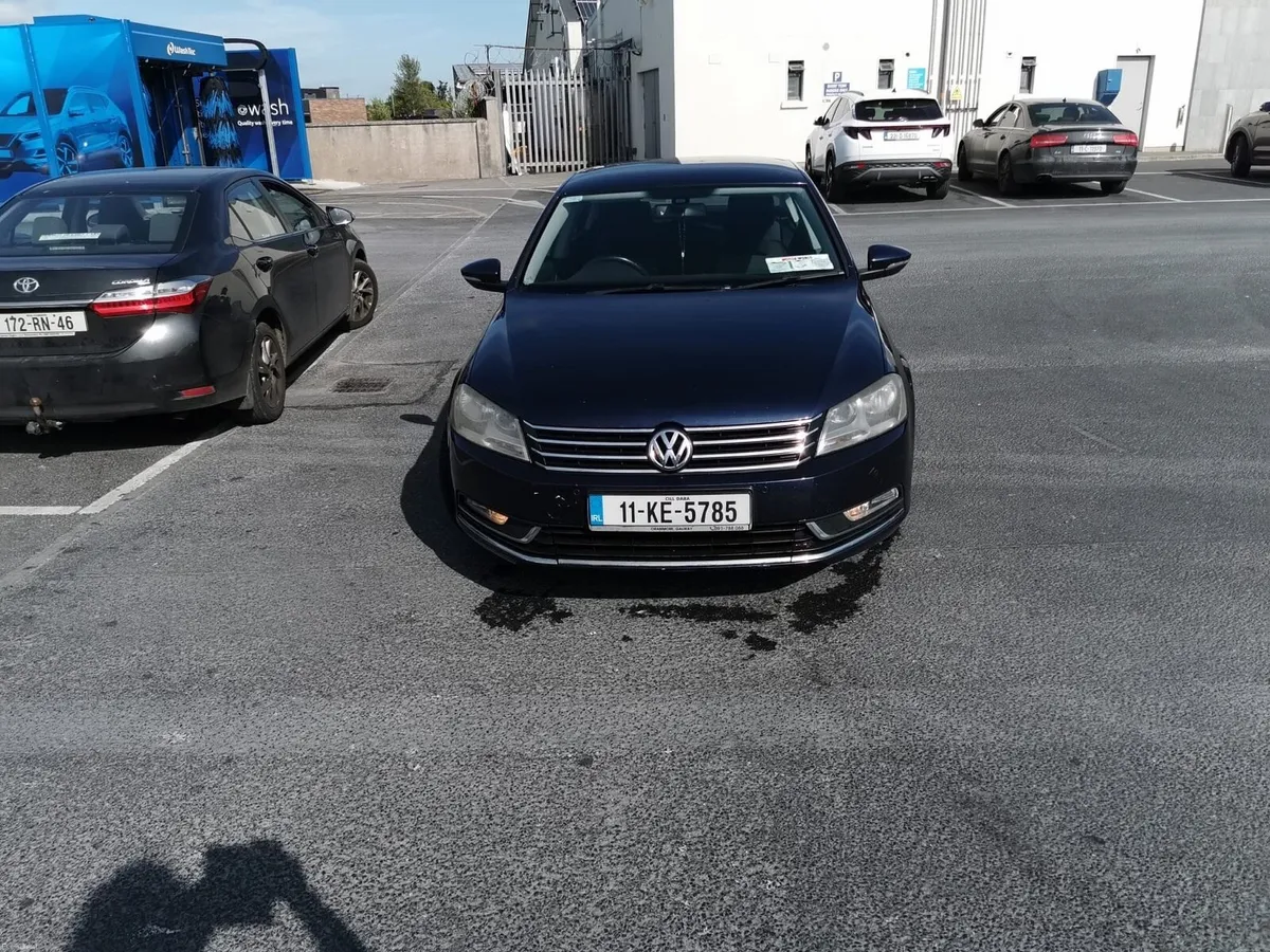 Volkswagen Passat - Image 4