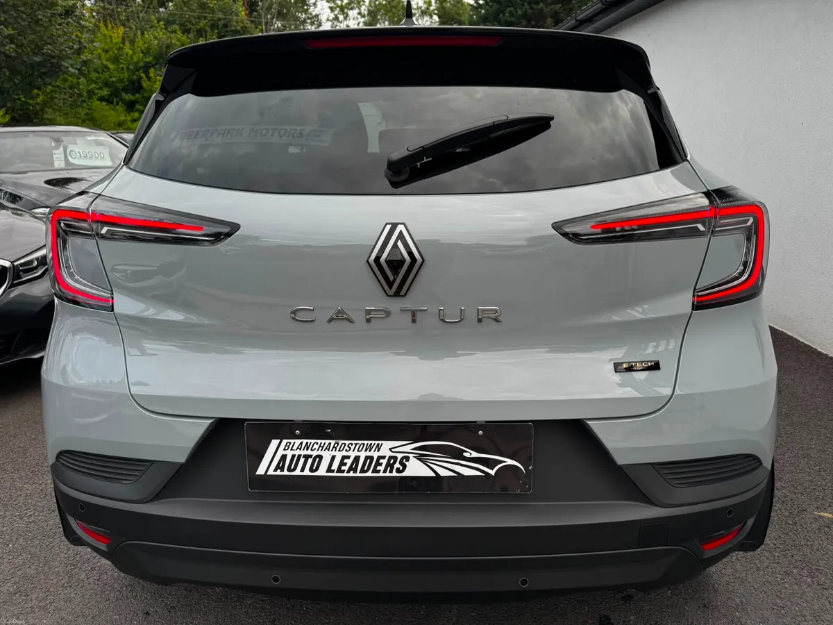 (252) RENAULT CAPTUR 1.6 E-TECH HYBRID EVO 145 BHP - Image 6