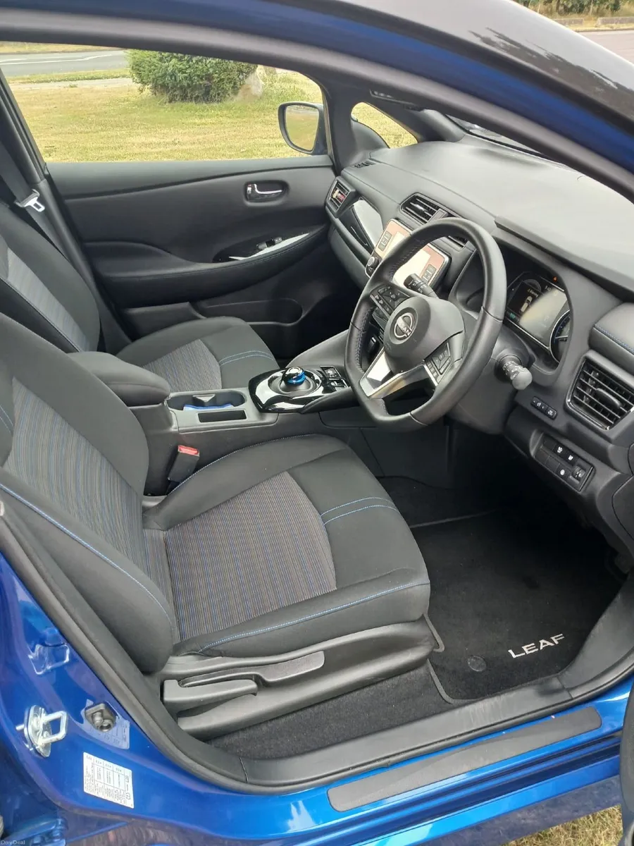 Nissan Leaf 2025 - Image 5