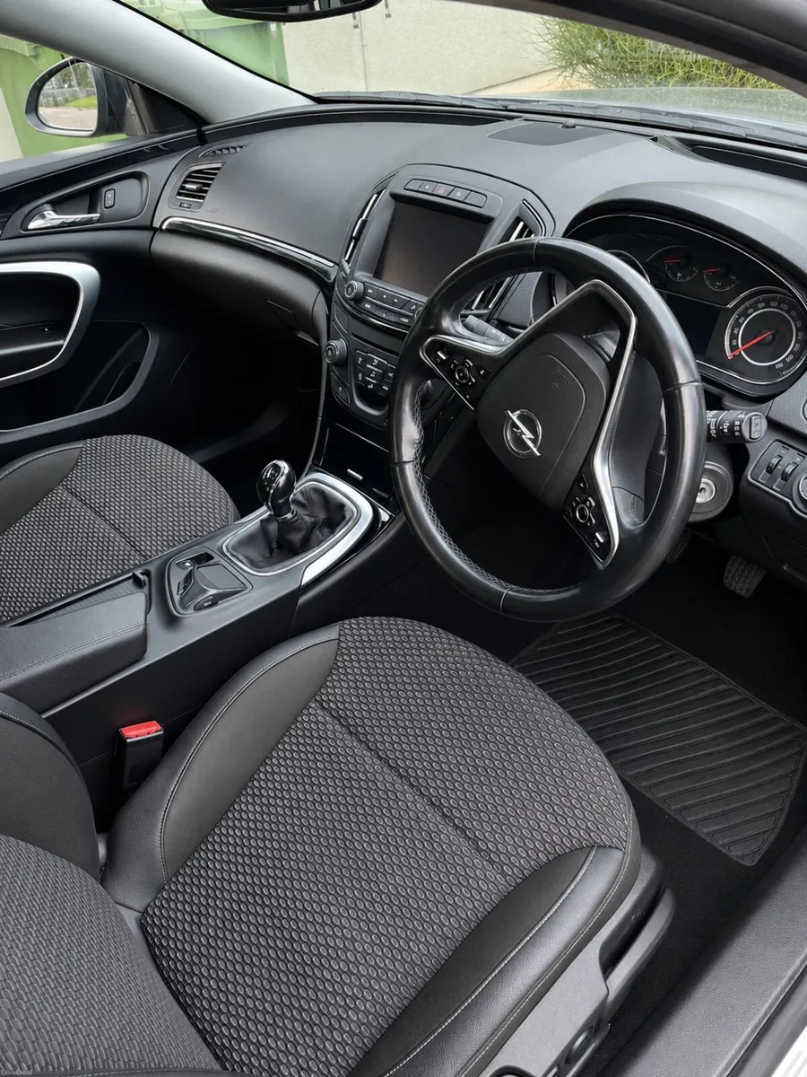 Opel insignia fresh test tax offers - Image 2
