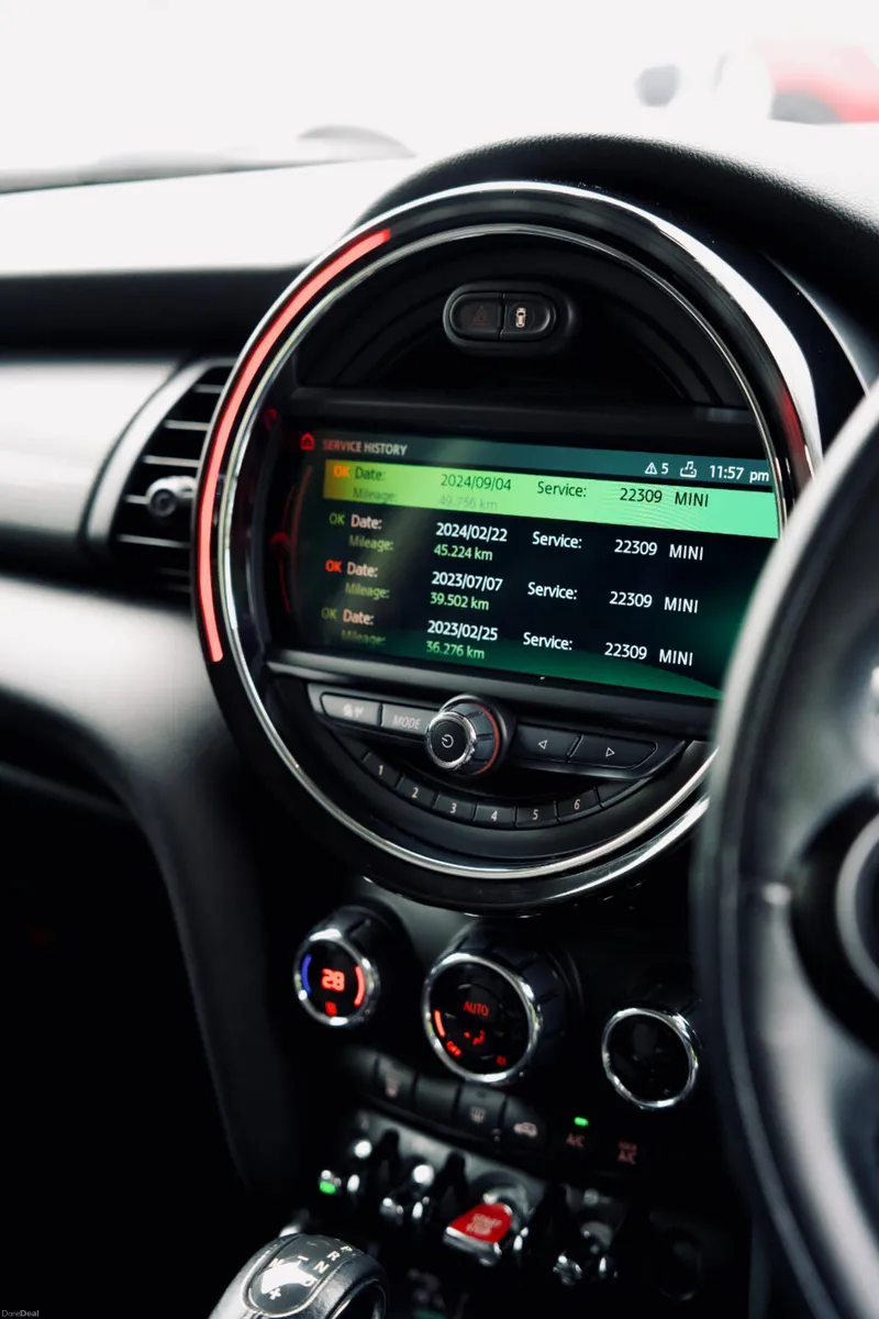 MINI Cooper D 1.5 2019 - Image 4